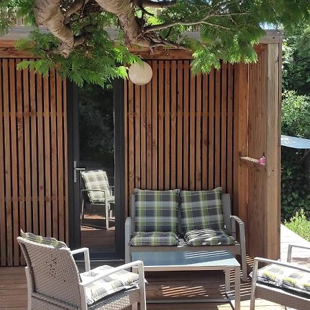 Joli Studio Indépendant En Bois Avec Jacuzzi Prive Fréjus Exterior foto