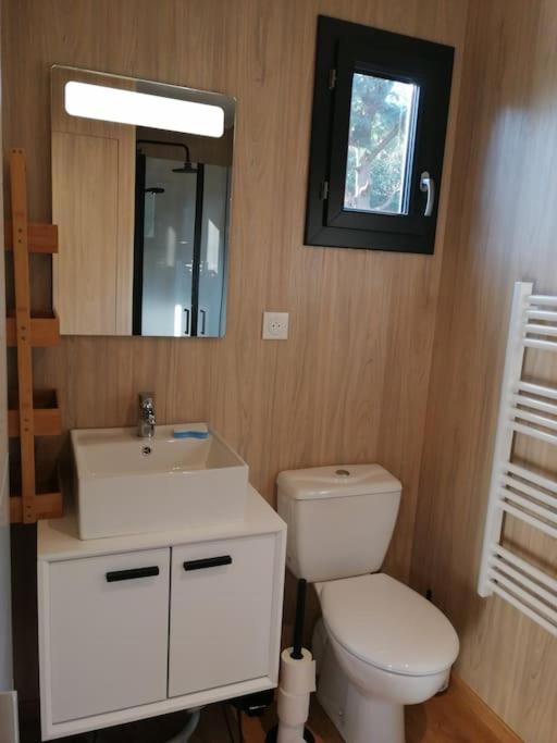 Joli Studio Indépendant En Bois Avec Jacuzzi Prive Fréjus Exterior foto